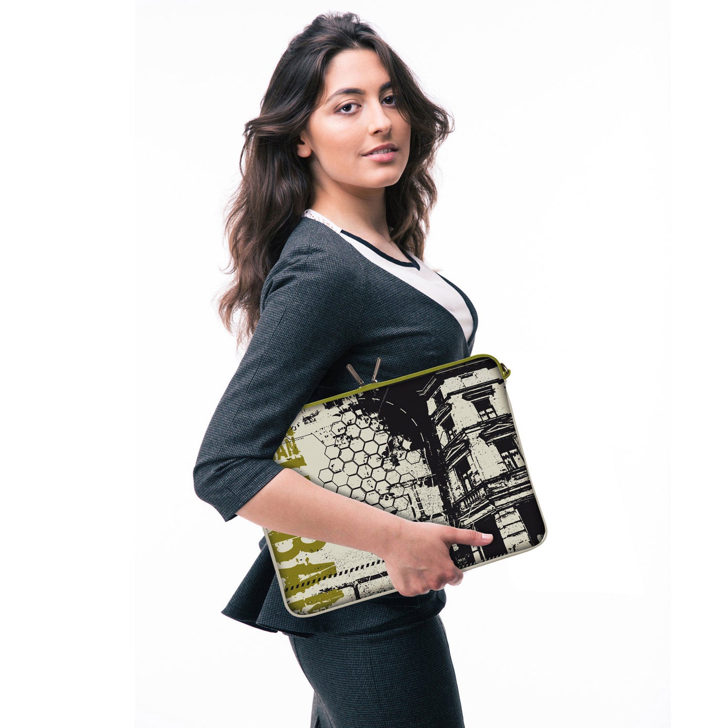 LS152 Urban Designer Laptop Tasche olivfarben mit Ösen zum Anhängen von Accessoires