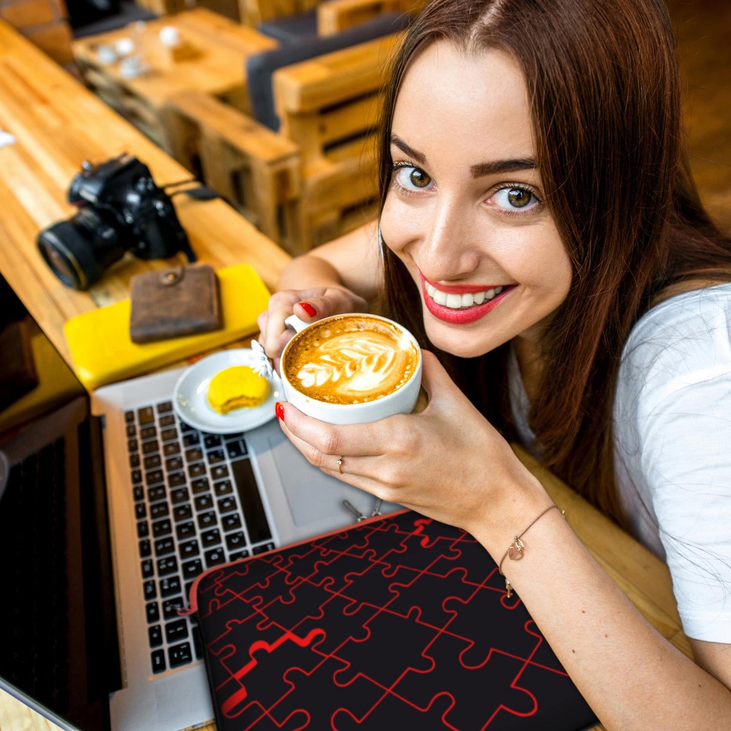 Das Anti-Shock-System bewahrt die LS110 Puzzle Designer Tasche für Laptop vor leichten Stößen
