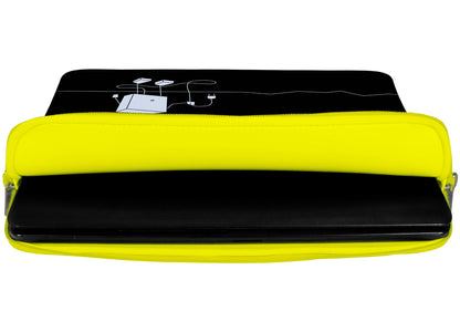 Innenansicht mit Schutzlippen der LS156 Peppy Love Designer Laptop Tasche in gelb aus wasserabweisendem Neopren
