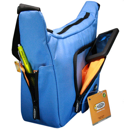 Diese Hugger-Tasche besteht aus wasserabweisendem Material und bietet Polsterung und Komplettschutz für Tablets und Zubehör.